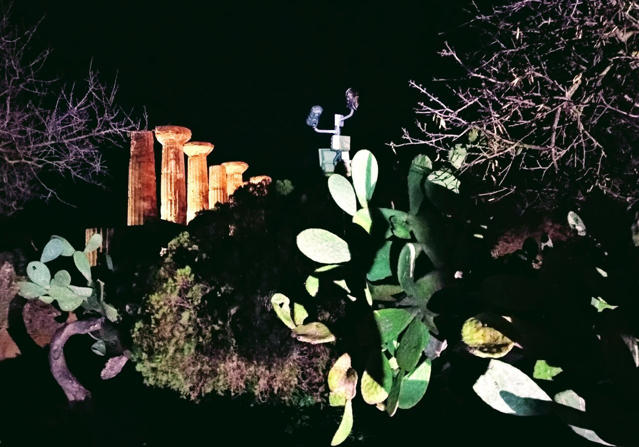 Il Sole E La Luna Agrigento Luaran gambar